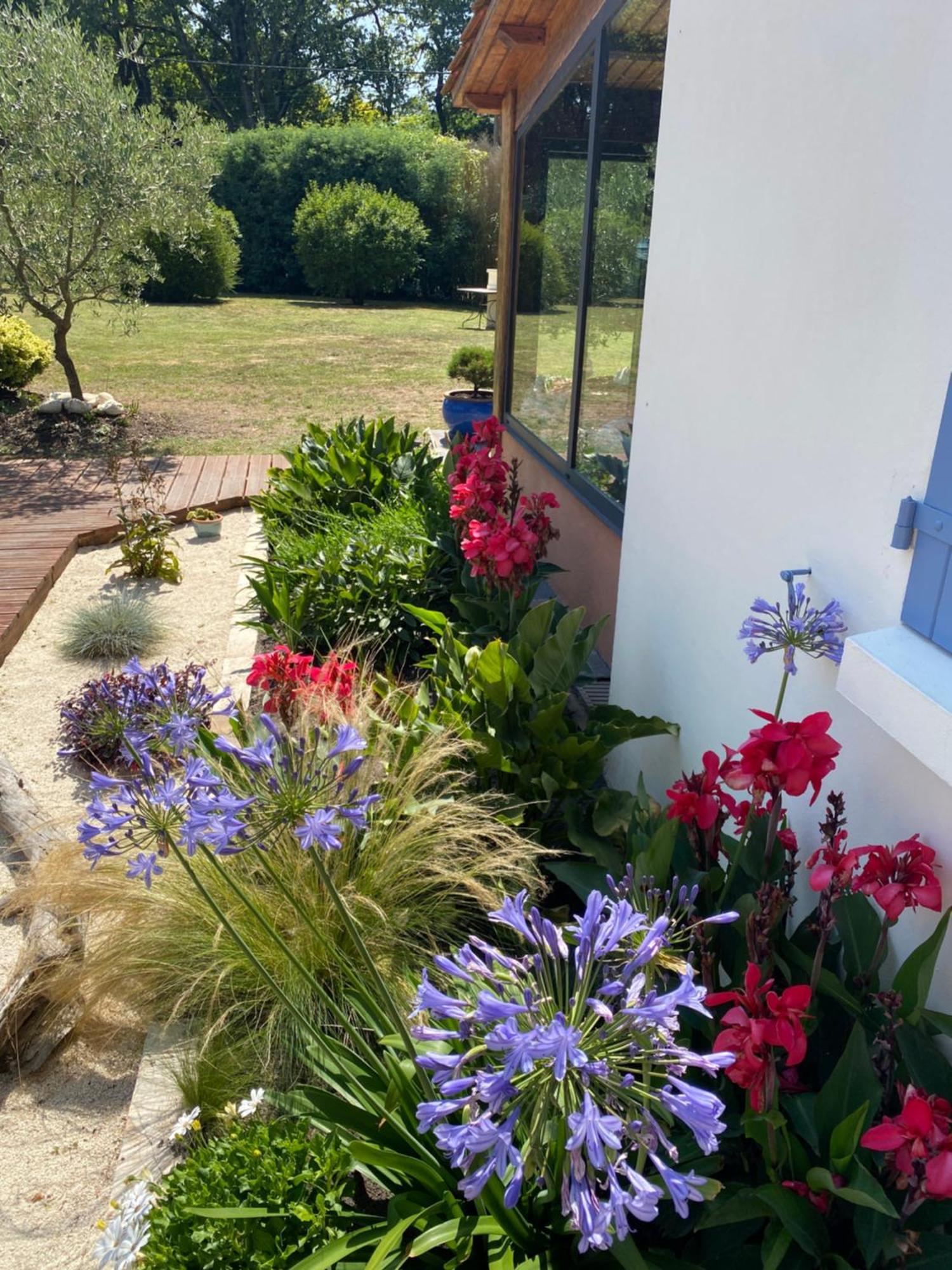 Le Clos Des Chenes Challans Exteriér fotografie
